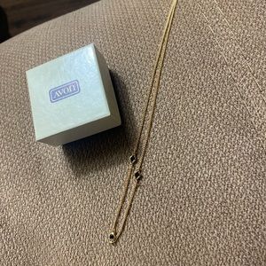 Avon vintage goldtone dainty necklace